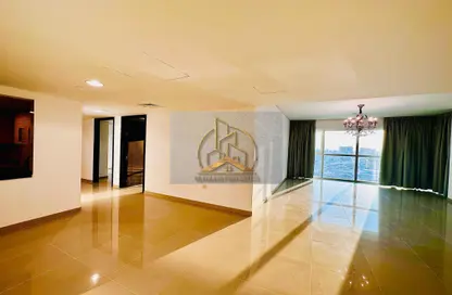 Apartment - 3 Bedrooms - 4 Bathrooms for sale in RAK Tower - Marina Square - Al Reem Island - Abu Dhabi