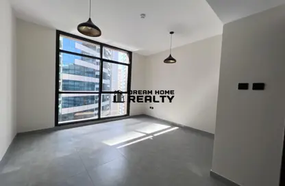 Apartment - 2 Bedrooms - 3 Bathrooms for rent in Al Khan Corniche - Al Khan - Sharjah