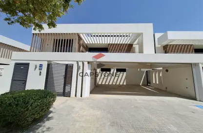 Villa - 5 Bedrooms - 7+ Bathrooms for rent in West Yas - Yas Island - Abu Dhabi