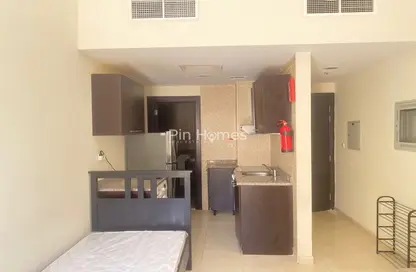 Apartment - 1 Bathroom for sale in Silicon Gates 1 - Silicon Gates - Dubai Silicon Oasis - Dubai