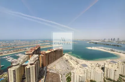 Apartment - 1 Bathroom for rent in The Palm Tower - Palm Jumeirah - Dubai