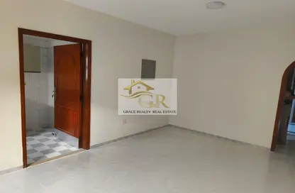 Apartment - 1 Bathroom for rent in Mankhool - Bur Dubai - Dubai