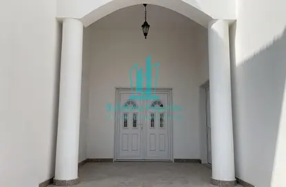 Villa - 6 Bedrooms for rent in Al Shamkha - Abu Dhabi