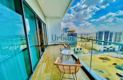 Apartment - 1 Bedroom - 2 Bathrooms for sale in SOL Bay - Business Bay - Dubai