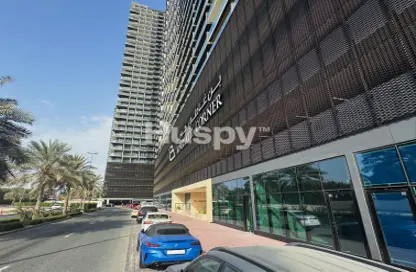 Shop - Studio for rent in Binghatti Corner - Jumeirah Village Circle - Dubai