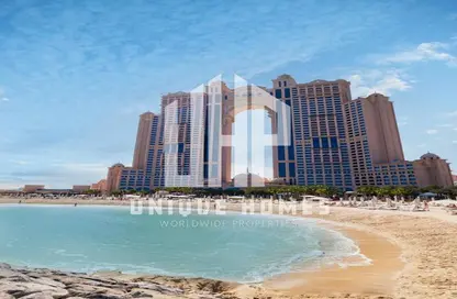 Apartment - 2 Bedrooms - 3 Bathrooms for sale in Fairmont Marina Residences - The Marina - Abu Dhabi