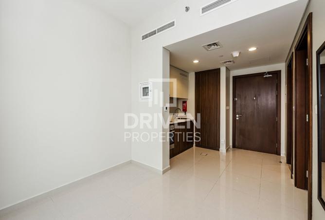 Apartment - 1 Bedroom - 1 Bathroom for sale in Reva Residences - Business Bay - Dubai