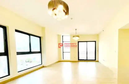 Apartment - 2 Bedrooms - 3 Bathrooms for rent in Azizi Liatris - Azizi Residence - Al Furjan - Dubai