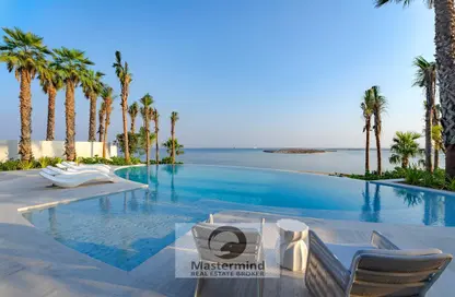 Villa - 6 Bedrooms - 7 Bathrooms for sale in Zuha Island Villas - The World Islands - Dubai