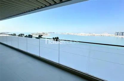 Apartment - 2 Bedrooms - 3 Bathrooms for sale in Grand Bleu Tower 1 - EMAAR Beachfront - Dubai Harbour - Dubai