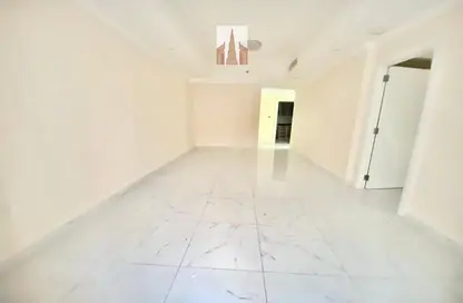 Apartment - 1 Bedroom - 2 Bathrooms for rent in Muwaileh 29 Building - Muwaileh - Sharjah