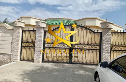 Villa - 4 Bedrooms - 5 Bathrooms for rent in Al Dhahir - Al Ain