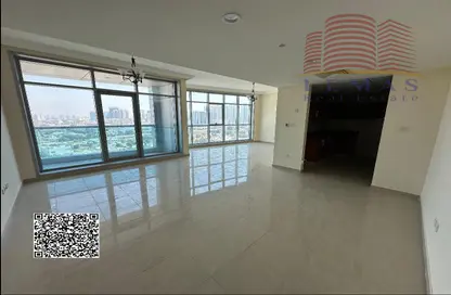 Apartment - 2 Bedrooms - 2 Bathrooms for rent in Ajman Corniche Residences - Ajman Corniche Road - Ajman