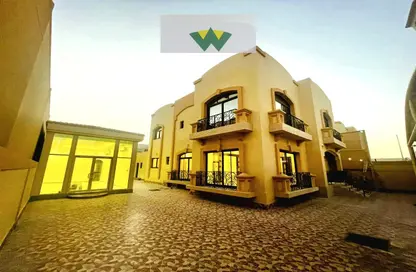 Villa - 5 Bedrooms for rent in Mohamed Bin Zayed City Villas - Mohamed Bin Zayed City - Abu Dhabi