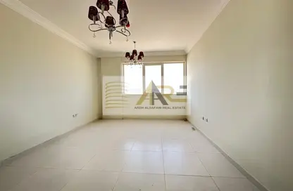 Apartment - 1 Bedroom - 2 Bathrooms for rent in AlFalah - Muwaileh Commercial - Sharjah