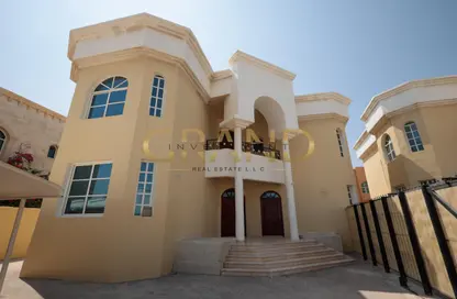 Villa - 5 Bedrooms - 7 Bathrooms for rent in Khalifa City A Villas - Khalifa City A - Khalifa City - Abu Dhabi