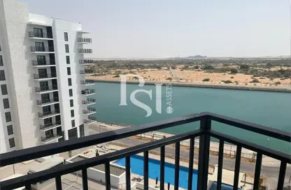 Apartment - 1 Bathroom for rent in Waters Edge - Yas Island - Abu Dhabi