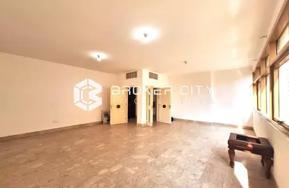 Apartment - 3 Bedrooms - 4 Bathrooms for rent in Al Danah - Abu Dhabi