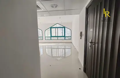 Office Space - Studio - 1 Bathroom for rent in Corniche Road - Abu Dhabi