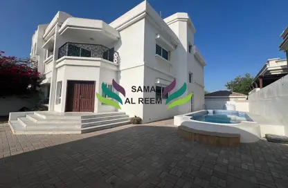 Villa - 5 Bedrooms - 4 Bathrooms for rent in Umm Suqeim 2 Villas - Umm Suqeim 2 - Umm Suqeim - Dubai