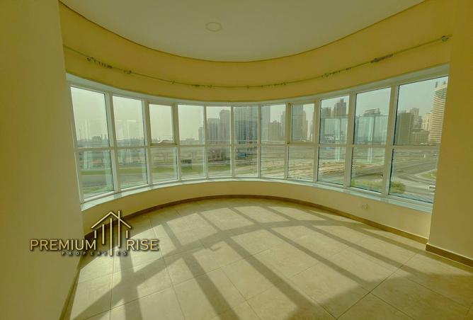 Apartment - 1 Bathroom for rent in New Dubai Gate 2 - JLT Cluster A - Jumeirah Lake Towers - Dubai