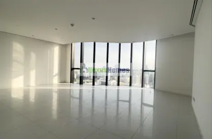 Apartment - 2 Bedrooms - 2 Bathrooms for rent in Burj Mohammed Bin Rashid at WTC - Corniche Road - Abu Dhabi