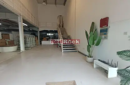 Warehouse - Studio - 1 Bathroom for rent in Al Quoz Industrial Area 3 - Al Quoz Industrial Area - Al Quoz - Dubai