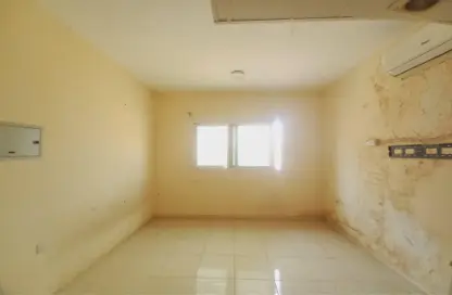 Apartment - 1 Bathroom for rent in SG Muwaileh Building - Muwaileh - Sharjah