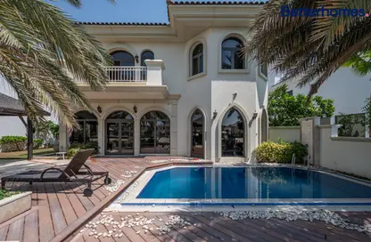 Villa - 4 Bedrooms - 6 Bathrooms for rent in Garden Homes Frond M - Garden Homes - Palm Jumeirah - Dubai