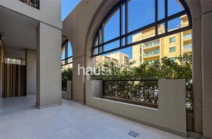 Apartment - 1 Bedroom - 2 Bathrooms for sale in Travo Tower A - Travo - The Views - Dubai