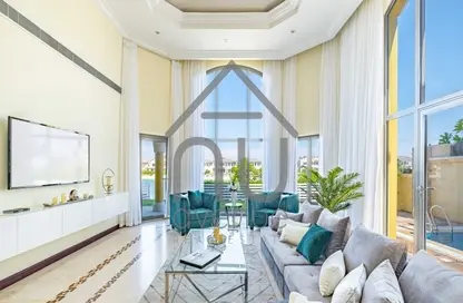 Villa - 3 Bedrooms - 5 Bathrooms for sale in Garden Homes Frond C - Garden Homes - Palm Jumeirah - Dubai