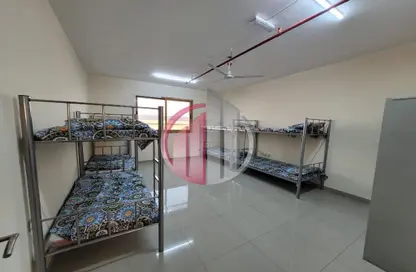 Labor Camp - Studio for rent in Mussafah Industrial Area - Mussafah - Abu Dhabi