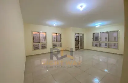 Empty Room image for: Apartment - 3 Bedrooms - 5 Bathrooms for rent in Bawabat Al Sharq - Baniyas East - Baniyas - Abu Dhabi, Image 1