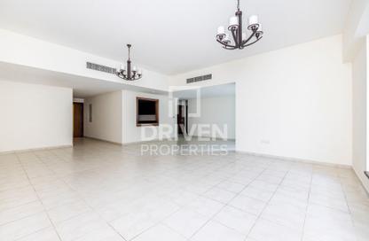 Apartment - 3 Bedrooms - 3 Bathrooms for sale in West Heights 1 - Business Bay - Dubai