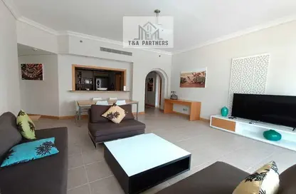 Apartment - 2 Bedrooms - 3 Bathrooms for rent in Al Das - Shoreline Apartments - Palm Jumeirah - Dubai