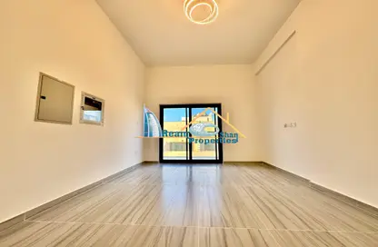 Apartment - 1 Bathroom for rent in Al Warsan 4 - Al Warsan - Dubai