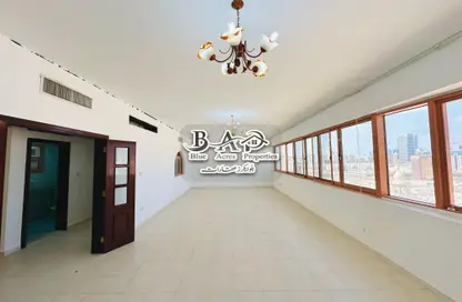 Apartment - 3 Bedrooms - 3 Bathrooms for rent in Al Najda Street - Abu Dhabi