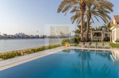 Villa - 5 Bedrooms - 6 Bathrooms for rent in Signature Villas Frond M - Signature Villas - Palm Jumeirah - Dubai