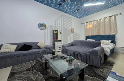 Apartment - 1 Bathroom for rent in Khalifa City A Villas - Khalifa City A - Khalifa City - Abu Dhabi