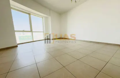 Apartment - 1 Bedroom - 2 Bathrooms for rent in Blue Tower - Sheikh Zayed Road - Dubai