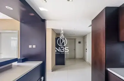 Apartment - 1 Bedroom - 2 Bathrooms for rent in Upper Crest - Downtown Dubai - Dubai