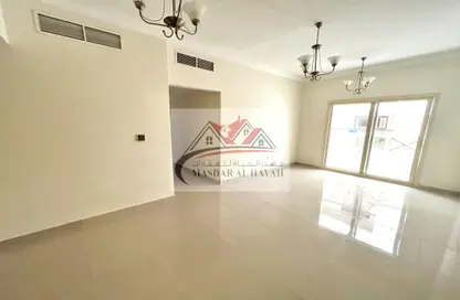 Apartment - 2 Bedrooms - 2 Bathrooms for rent in Muwaileh 29 Building - Muwaileh - Sharjah