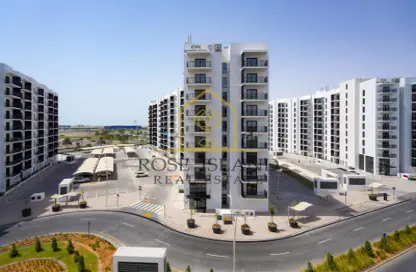 Apartment - 2 Bedrooms - 2 Bathrooms for sale in Waters Edge - Yas Island - Abu Dhabi