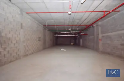 Retail - Studio - 2 Bathrooms for rent in Al Muteena Building - Al Muteena - Deira - Dubai