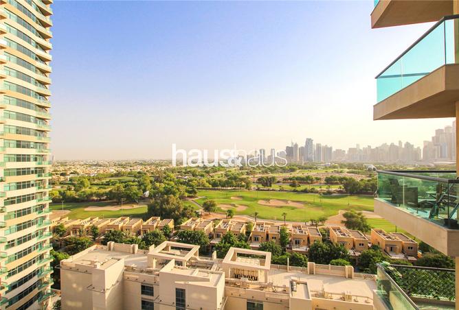 Apartment - 2 Bedrooms - 3 Bathrooms for sale in The Links West Tower - The Links - The Views - Dubai