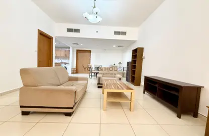 Apartment - 1 Bathroom for rent in Lavender 2 - Emirates Gardens 1 - Jumeirah Village Circle - Dubai