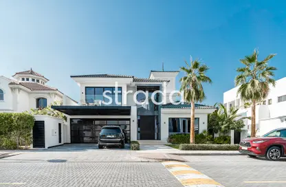 Villa - 5 Bedrooms - 6 Bathrooms for sale in Garden Homes Frond M - Garden Homes - Palm Jumeirah - Dubai