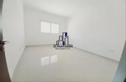 Apartment - 1 Bedroom - 1 Bathroom for rent in Al Qulaya'ah - Al Sharq - Sharjah