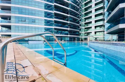 Apartment - 3 Bedrooms - 4 Bathrooms for rent in Al Sahel Tower 1 - Al Sahel Towers - Corniche Road - Abu Dhabi