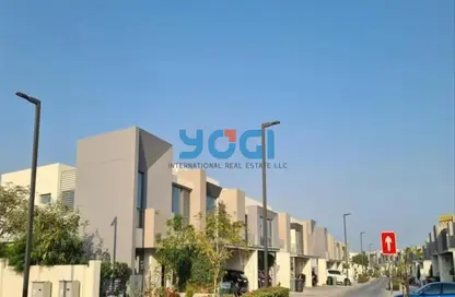 Townhouse - 4 Bedrooms - 5 Bathrooms for rent in Gardenia Townhomes II - Wasl Gate - Dubai